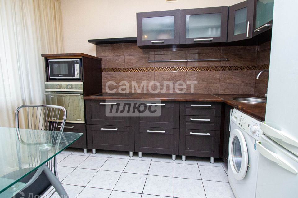 Продаётся 3-комнатная квартира, 70.5 м²