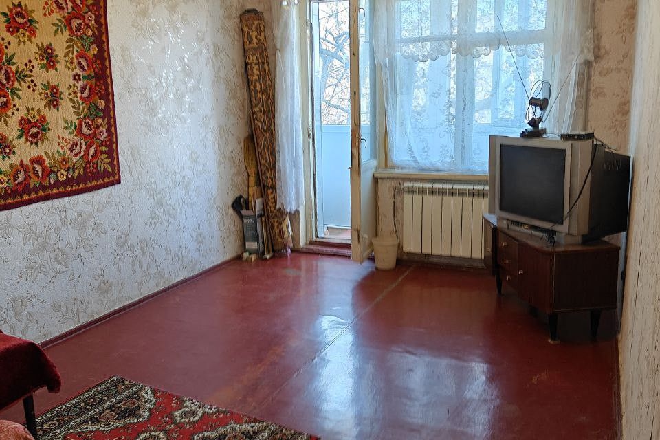 Продаётся 3-комнатная квартира, 56 м²