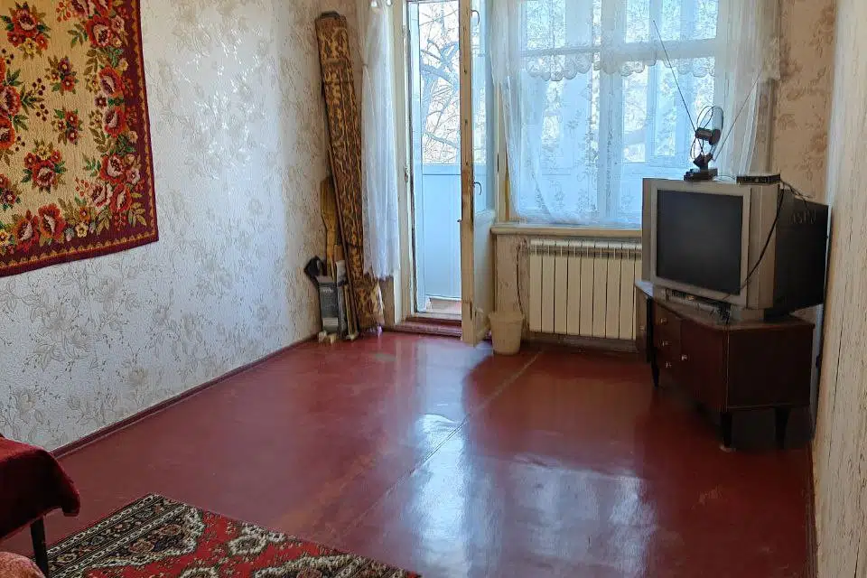 Продаётся 3-комнатная квартира, 56 м²