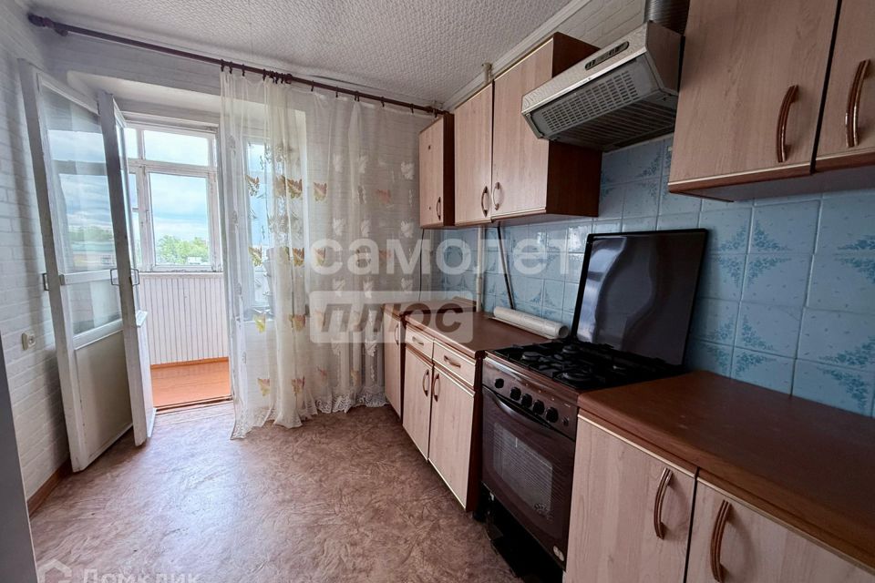 Продаётся 1-комнатная квартира, 37.9 м²