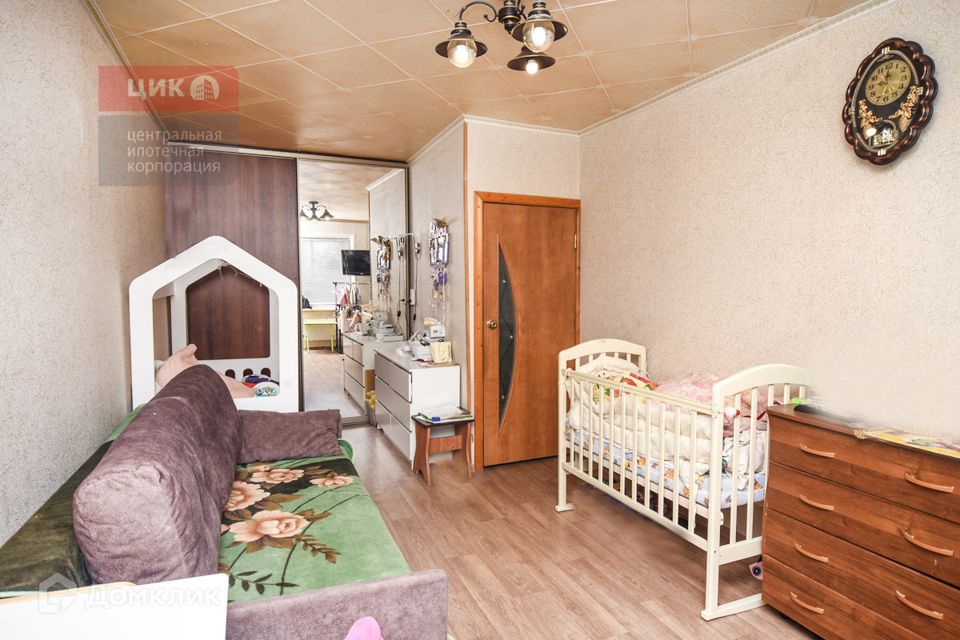 Продаётся 1-комнатная квартира, 35.7 м²