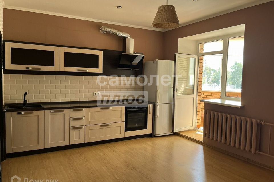 Продаётся 2-комнатная квартира, 74.3 м²