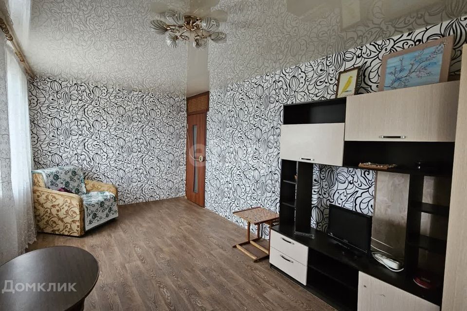 Продаётся 2-комнатная квартира, 43.8 м²