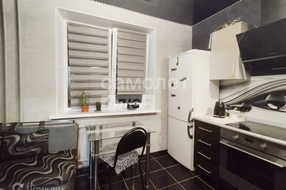 Продаётся 1-комнатная квартира, 37 м²