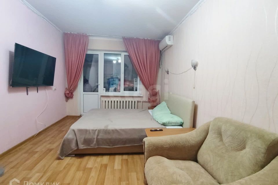 Продаётся 1-комнатная квартира, 38 м²