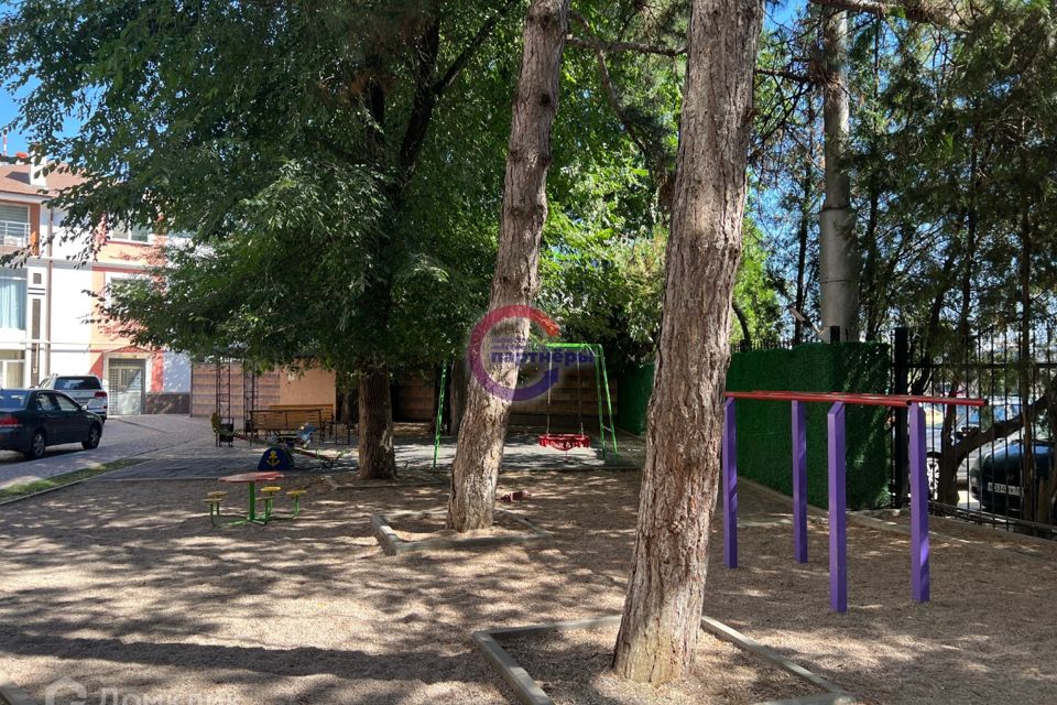 Продаётся 2-комнатная квартира, 54.6 м²