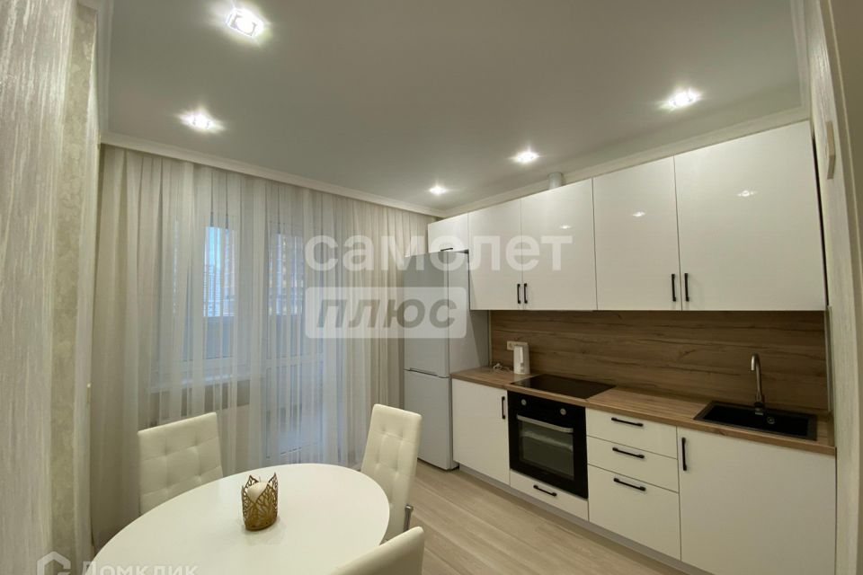 Продаётся 1-комнатная квартира, 41 м²