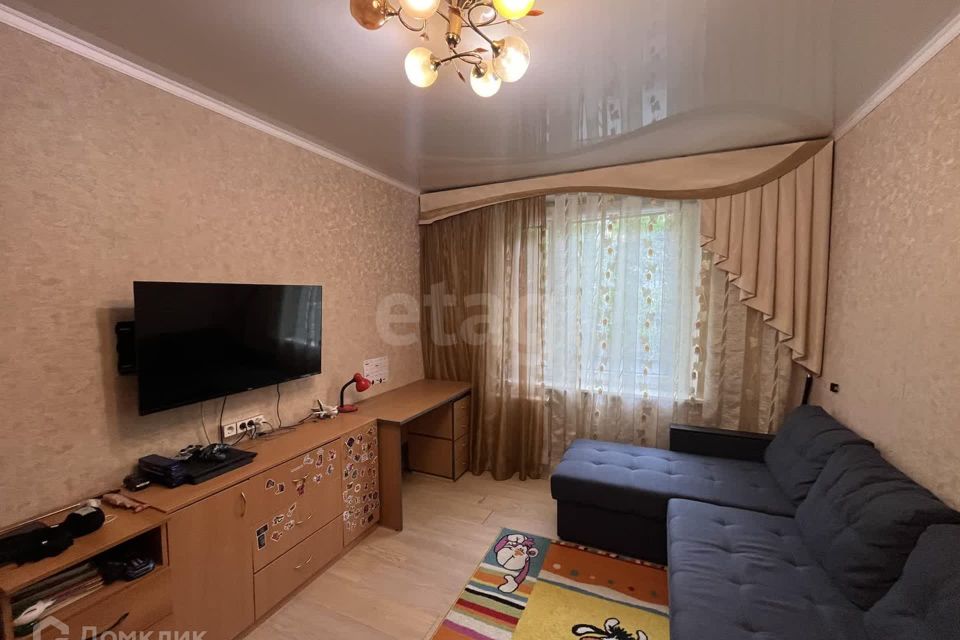 Продаётся 3-комнатная квартира, 62.7 м²