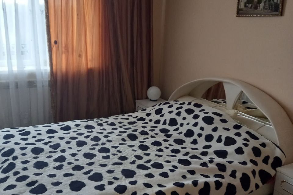 Продаётся 3-этажный дом, 260 м²