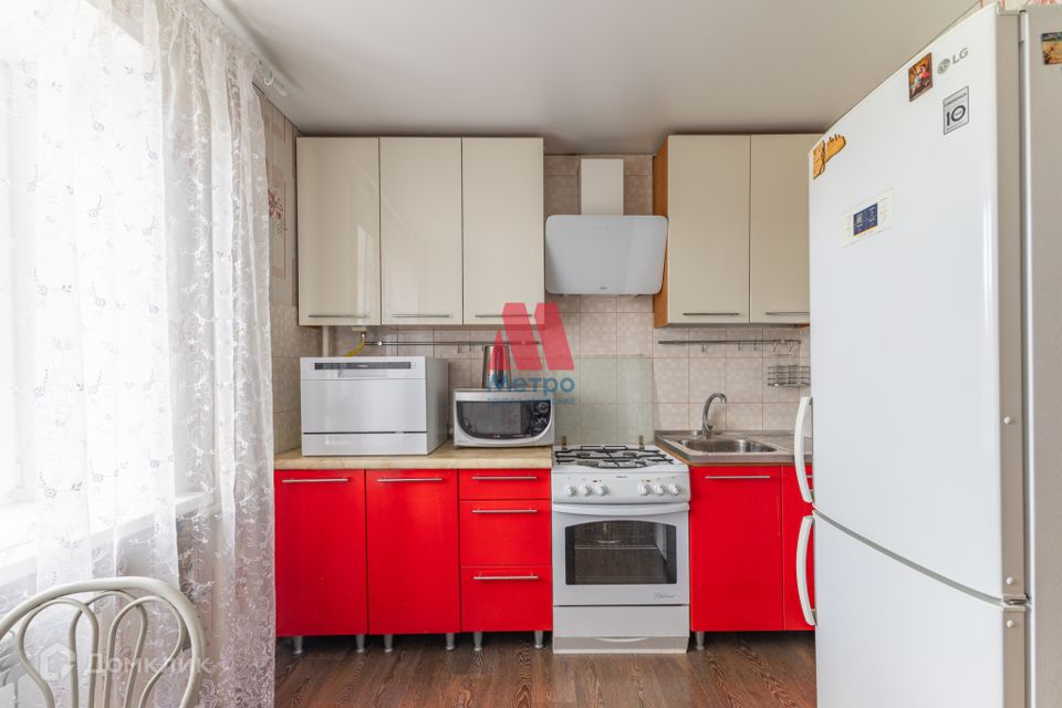 Сдаётся 2-комнатная квартира, 55.8 м²