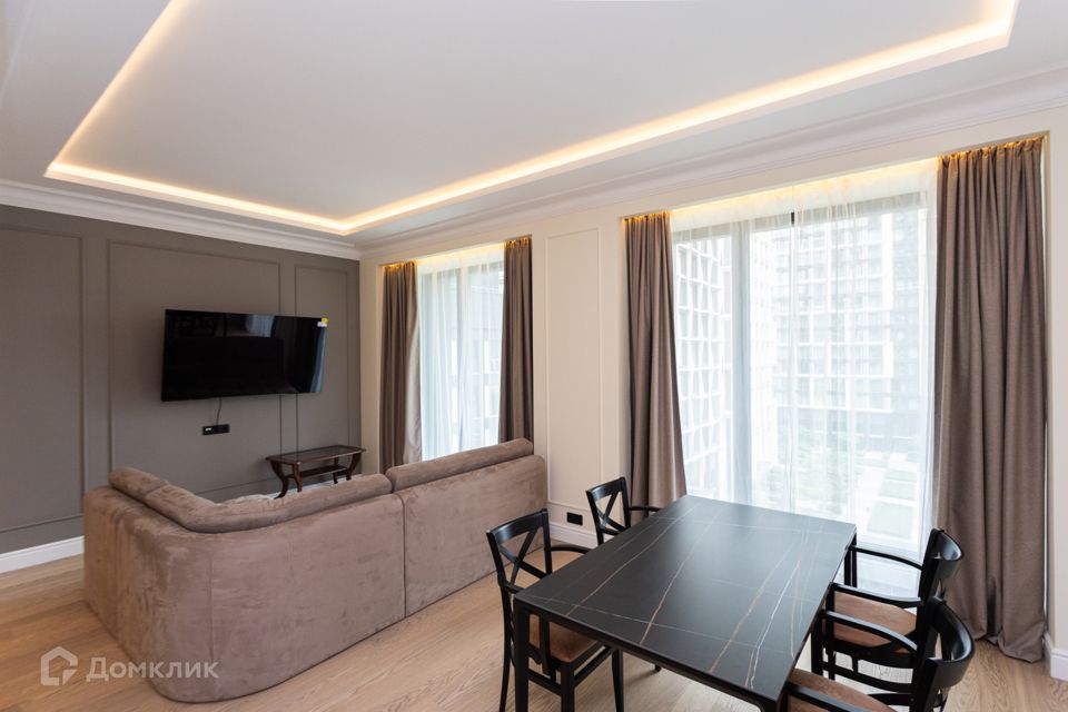 Продаётся 2-комнатная квартира, 65.6 м²