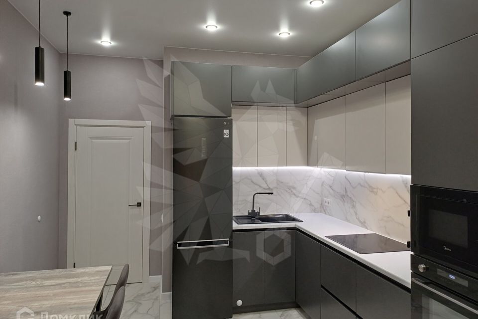 Продаётся 2-комнатная квартира, 70.2 м²