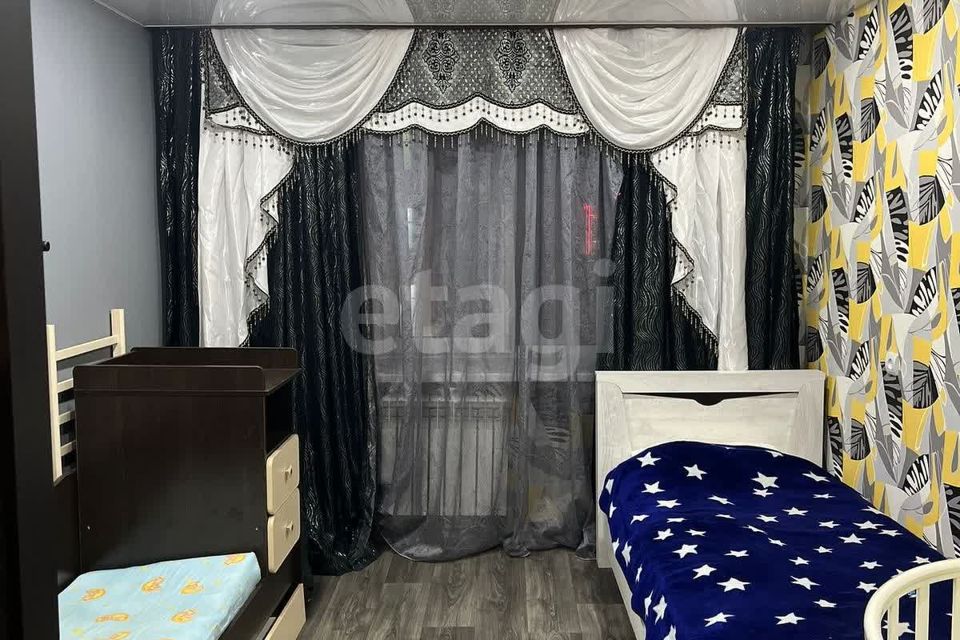 Продаётся 4-комнатная квартира, 86 м²