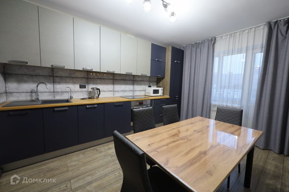 Сдаётся 2-комнатная квартира, 60 м²