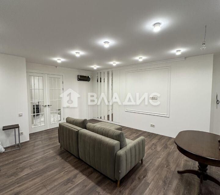 Продаётся 3-комнатная квартира, 93 м²