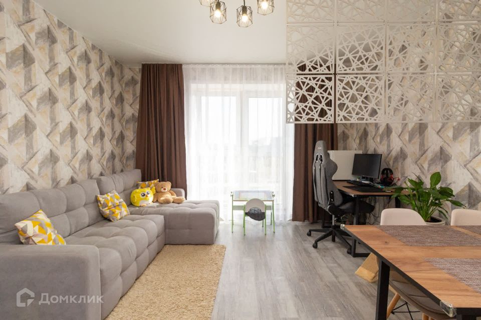 Продаётся 1-комнатная квартира, 41.3 м²