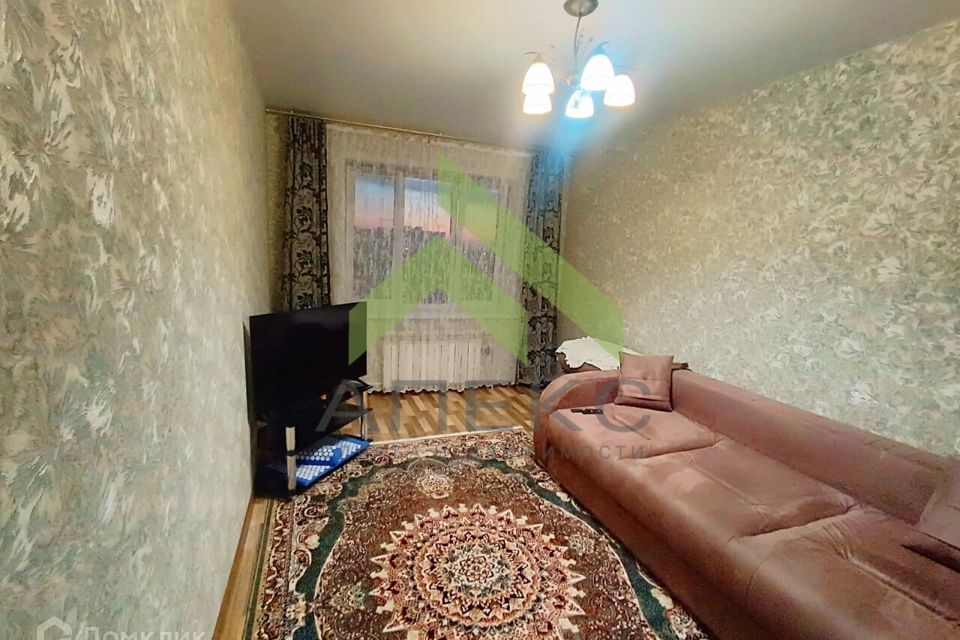 Продаётся 1-комнатная квартира, 36.7 м²