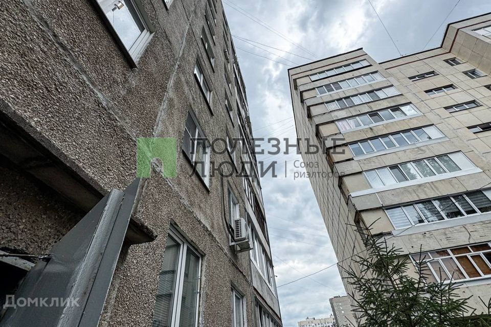 Продаётся 3-комнатная квартира, 52.9 м²