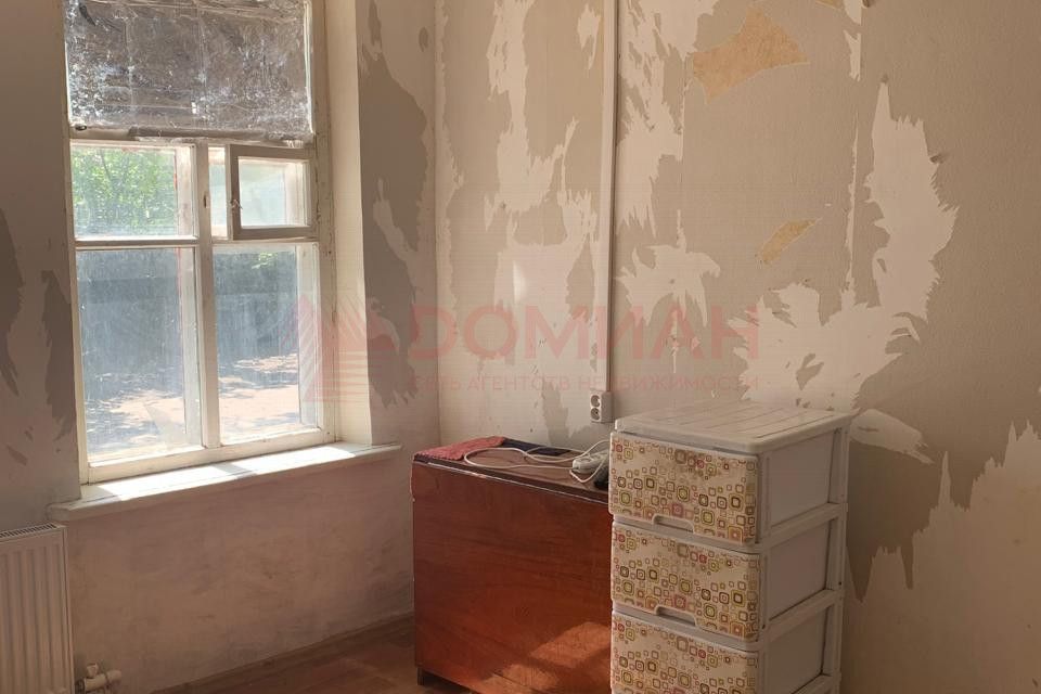 Продаётся комната в 1-комн. квартире, 12.4 м²