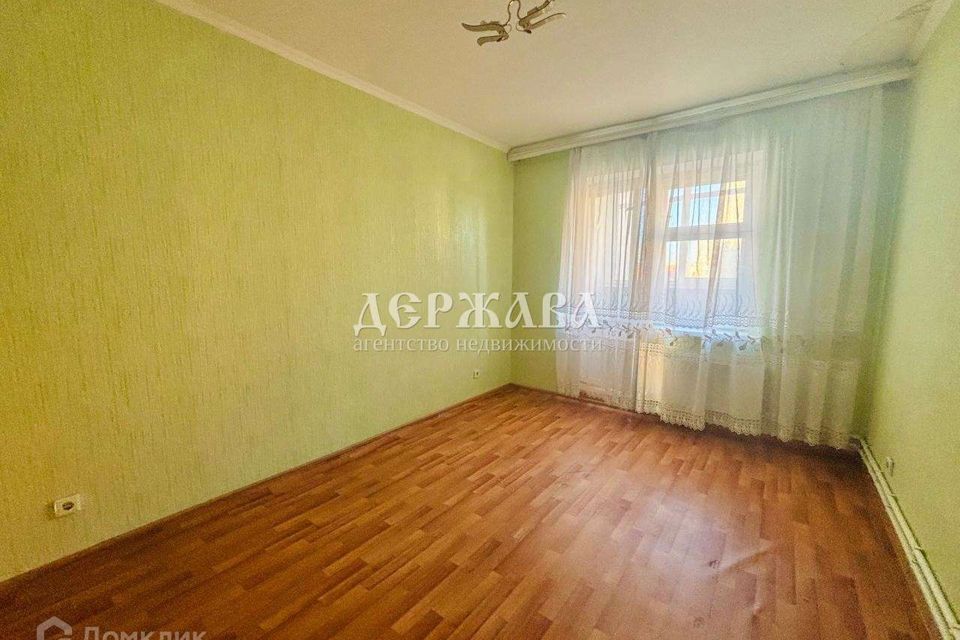Продаётся 2-комнатная квартира, 63.5 м²