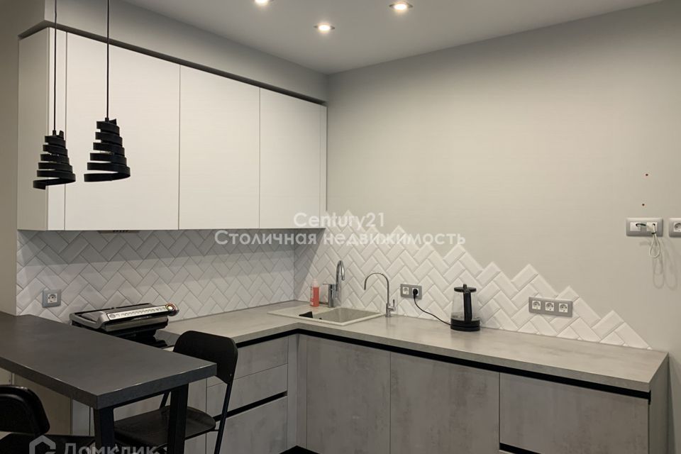Продаётся 1-комнатная квартира, 49 м²