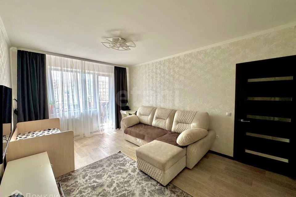 Продаётся 1-комнатная квартира, 37.1 м²