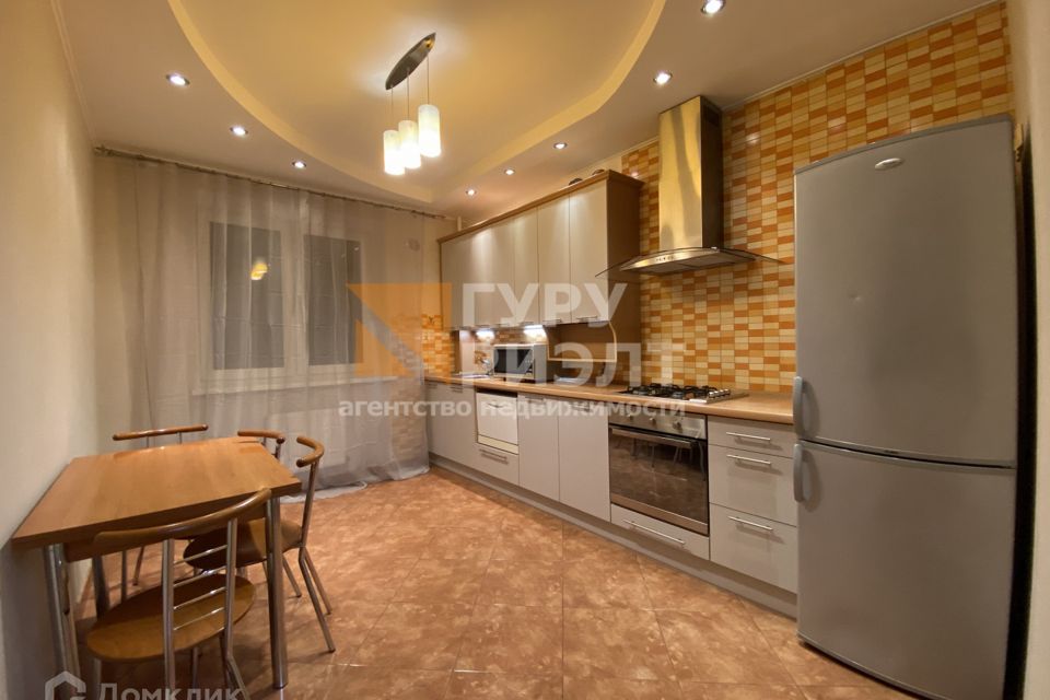 Сдаётся 2-комнатная квартира, 68 м²