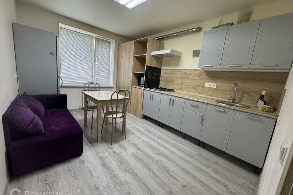 Продаётся 1-комнатная квартира, 37 м²