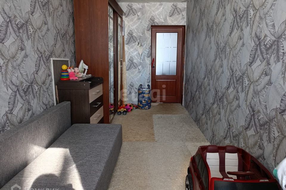 Продаётся 2-комнатная квартира, 41.9 м²