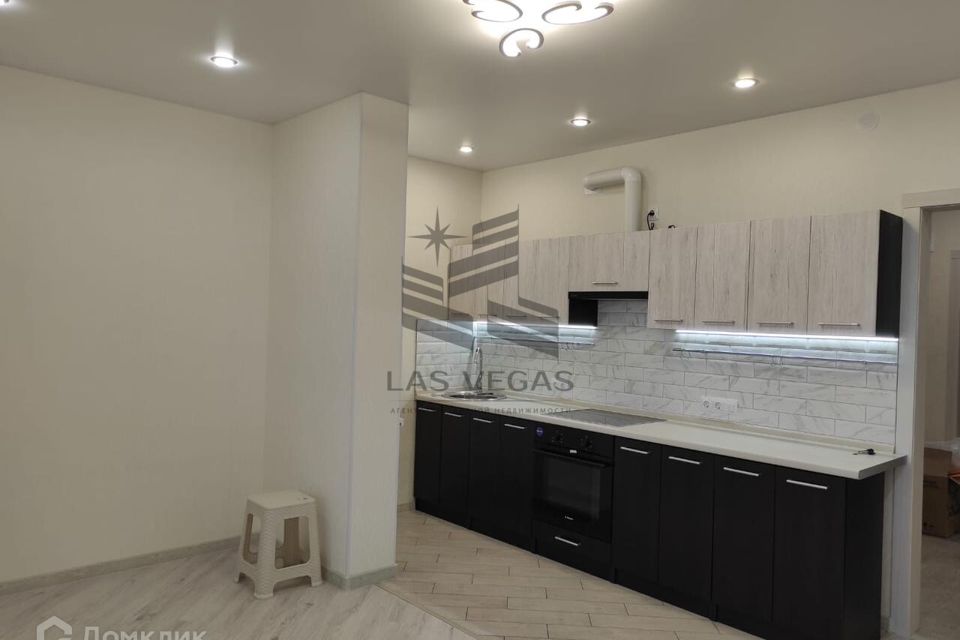Сдаётся 1-комнатная квартира, 40 м²