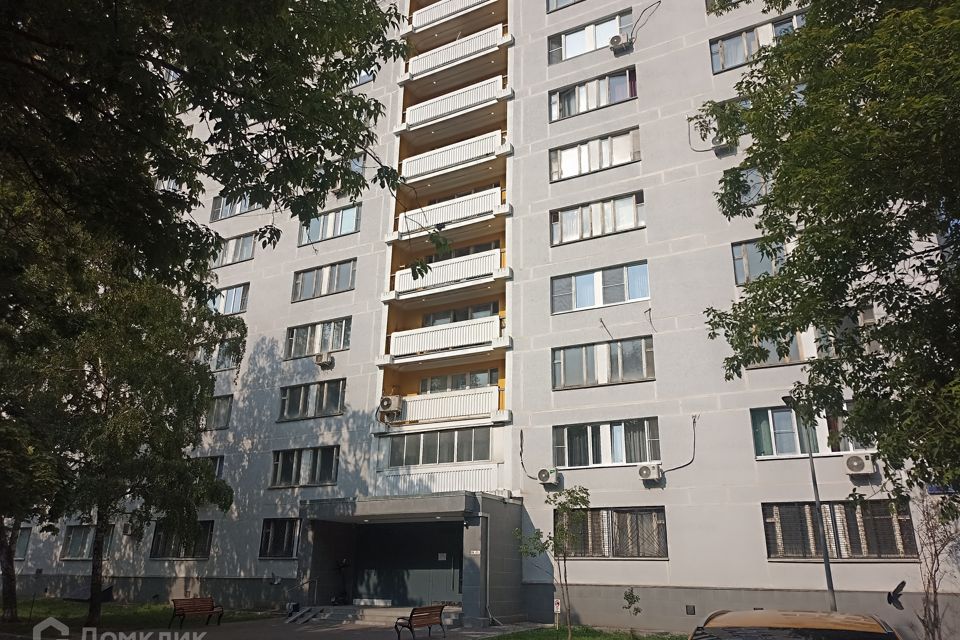 Продаётся комната в 1-комн. квартире, 12.4 м²