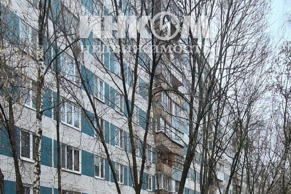 Продаётся 4-комнатная квартира, 62.7 м²