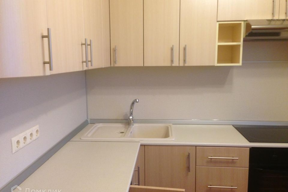 Продаётся 1-комнатная квартира, 39.9 м²