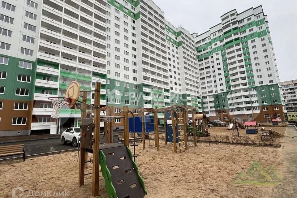 Продаётся 1-комнатная квартира, 43 м²