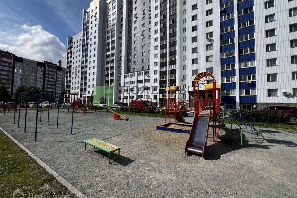 Продаётся 2-комнатная квартира, 65.4 м²