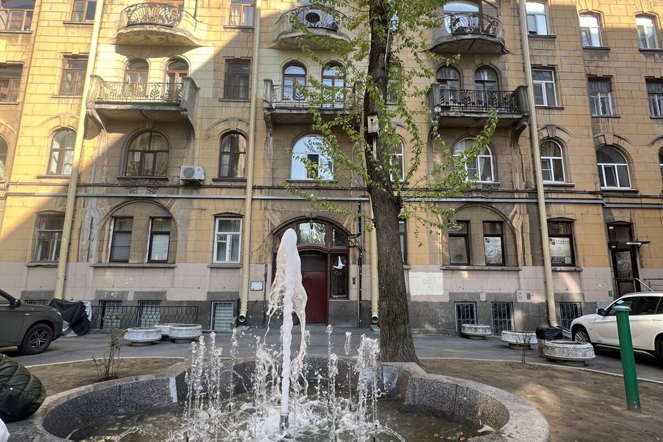 Продаётся комната в 8-комн. квартире, 11 м²