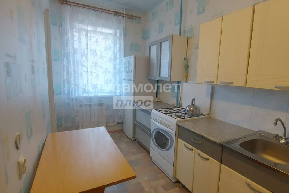 Продаётся 3-комнатная квартира, 57.7 м²