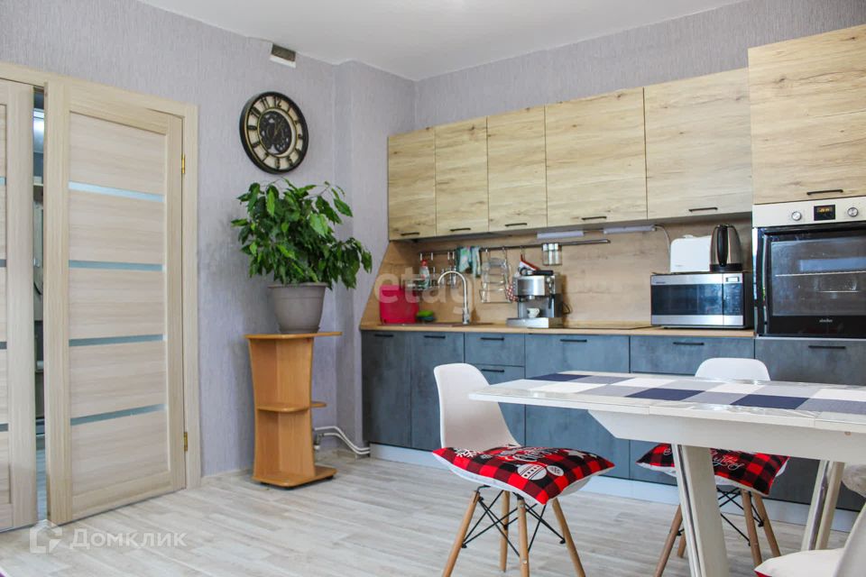 Продаётся 1-комнатная квартира, 47.8 м²