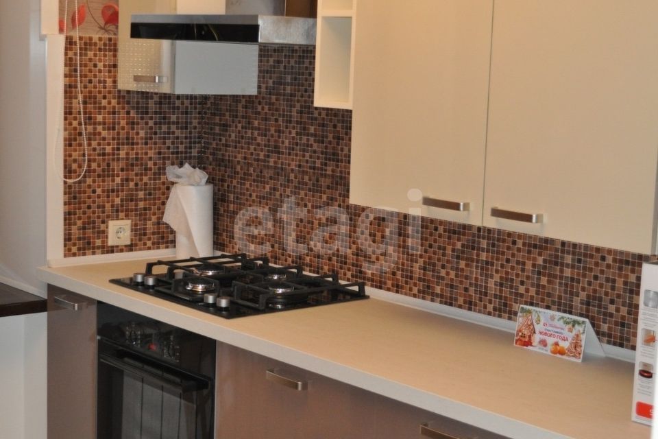 Продаётся 3-комнатная квартира, 82 м²