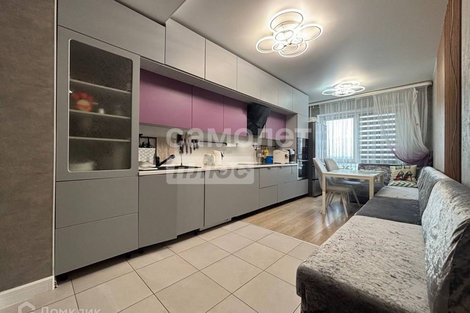 Продаётся 3-комнатная квартира, 79.9 м²