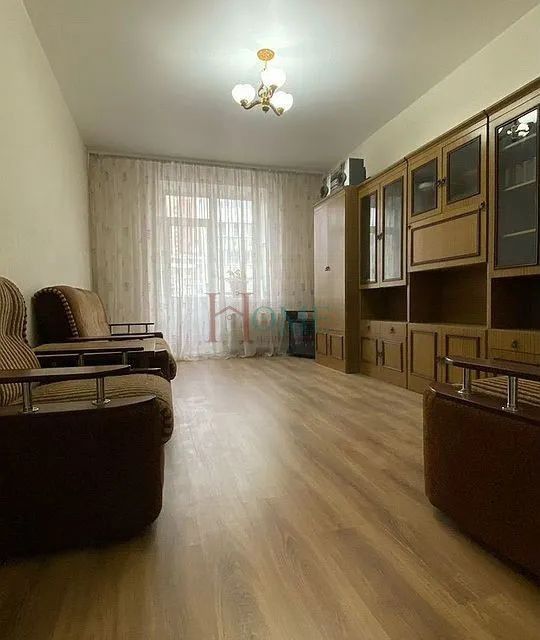 Сдаётся 2-комнатная квартира, 54 м²