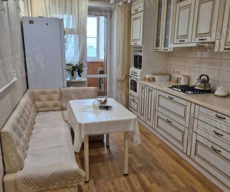 Продаётся 2-комнатная квартира, 68.3 м²