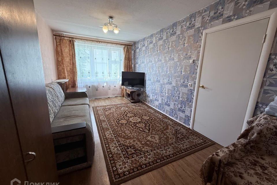 Продаётся 1-комнатная квартира, 35.9 м²