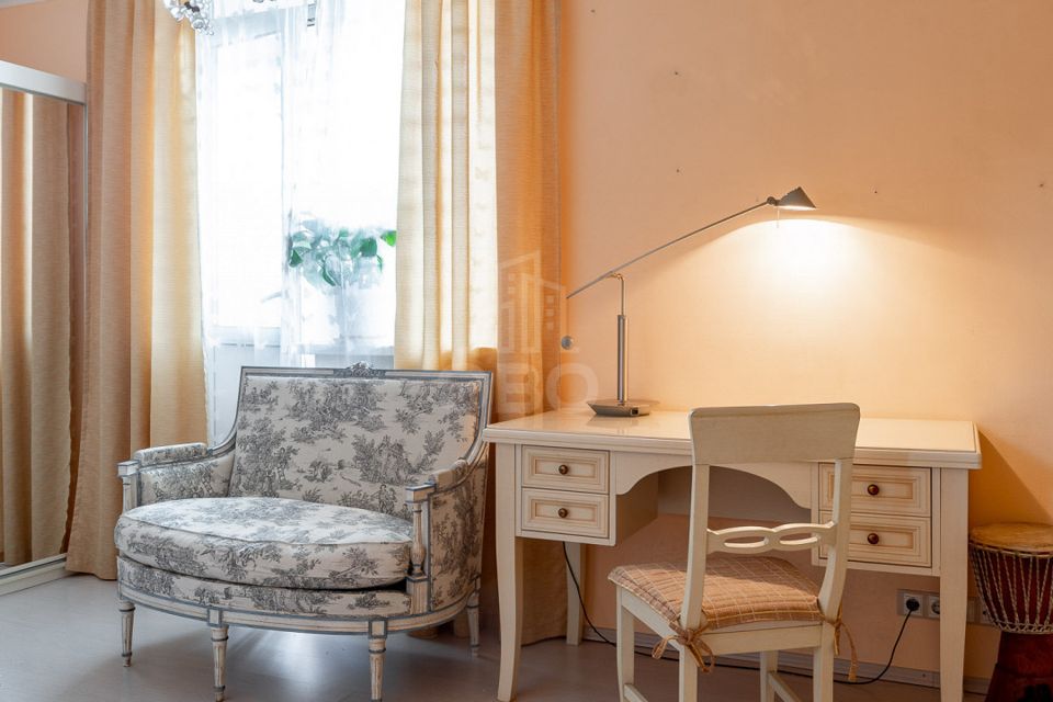 Продаётся 3-комнатная квартира, 98.7 м²
