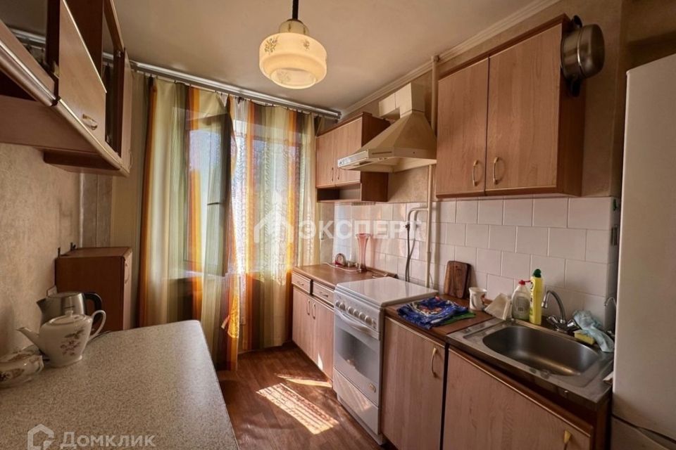 Продаётся 3-комнатная квартира, 56.5 м²