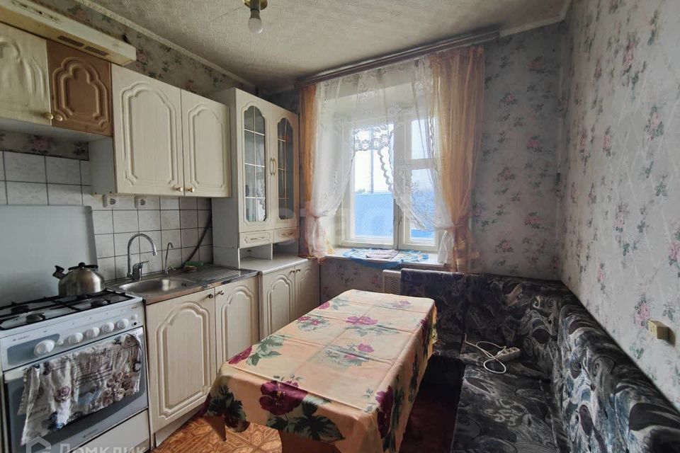 Сдаётся 3-комнатная квартира, 59.6 м²