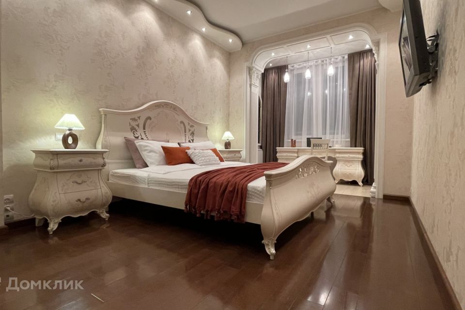 Продаётся 2-комнатная квартира, 77.7 м²