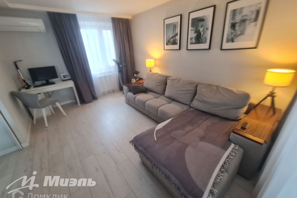 Продаётся 3-комнатная квартира, 58.6 м²