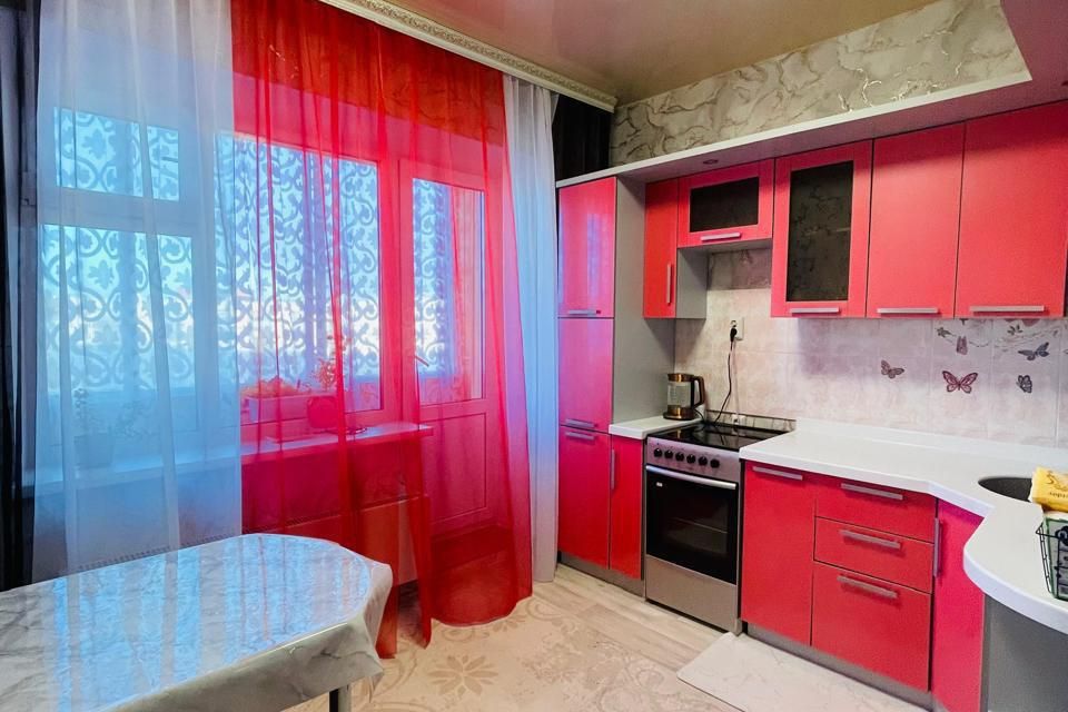 Продаётся 1-комнатная квартира, 43 м²