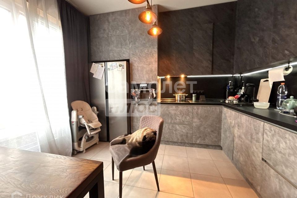 Продаётся 2-комнатная квартира, 66.6 м²